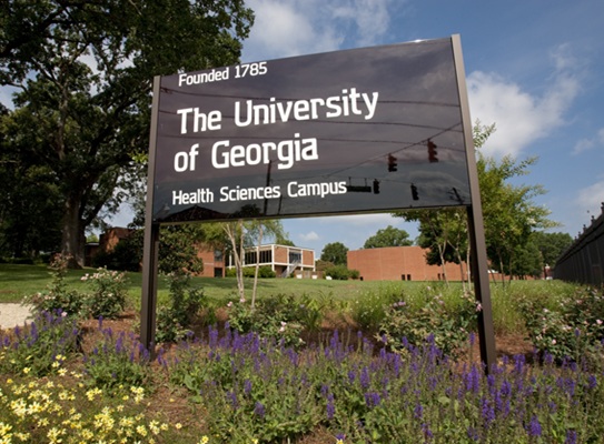 sign for health sciences campus